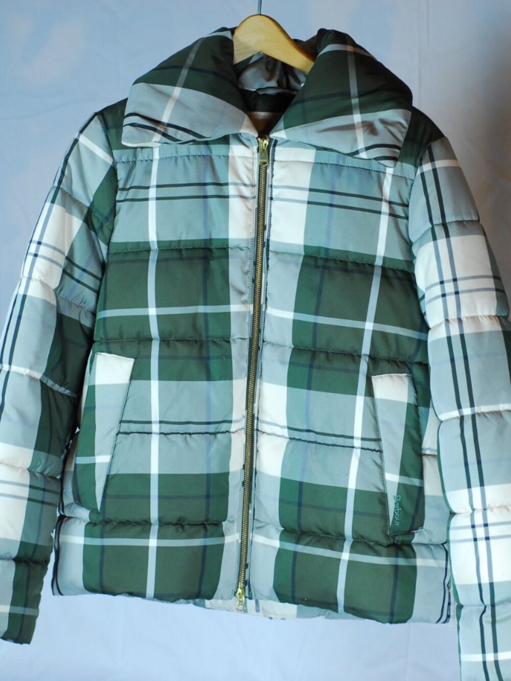 Barbour Plaid Quilted Puffer Jacket Size 8